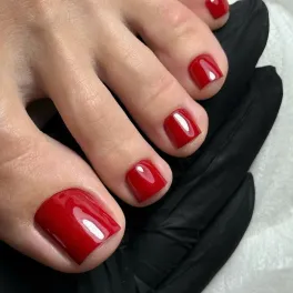 Teennagels afgewerkt met gellak